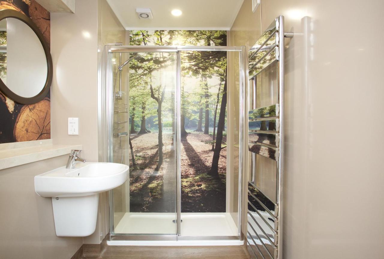 Braidhaugh Holiday Lodge And Glamping Park Crieff Esterno foto