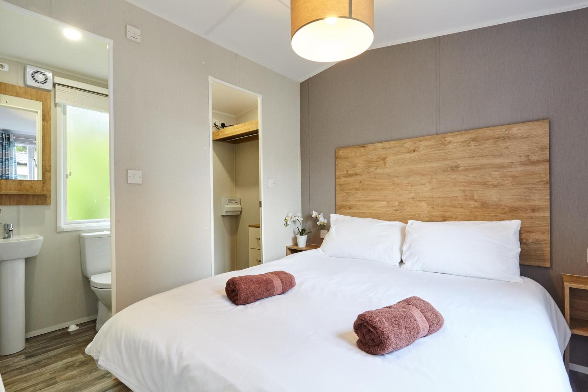 Braidhaugh Holiday Lodge And Glamping Park Crieff Esterno foto