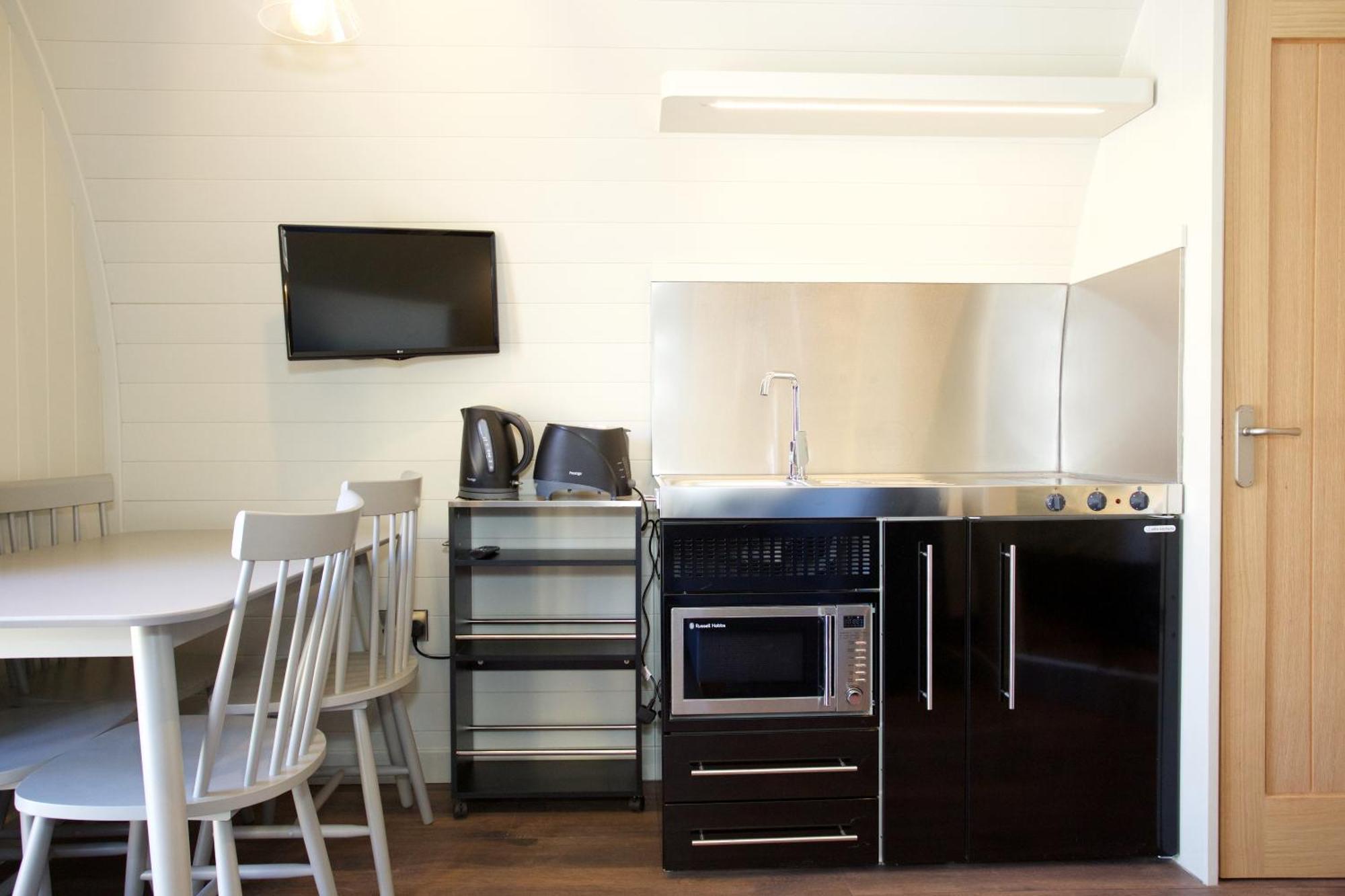 Braidhaugh Holiday Lodge And Glamping Park Crieff Esterno foto