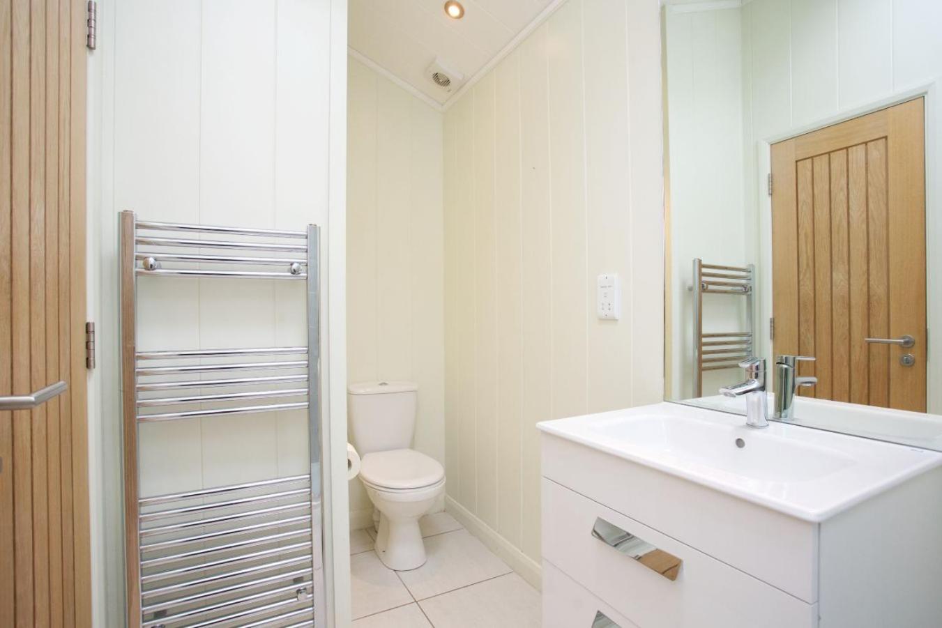 Braidhaugh Holiday Lodge And Glamping Park Crieff Esterno foto